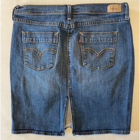 Levi’s Denim Jean Skirt Accented Pockets Size 10 - Picture 3 of 8